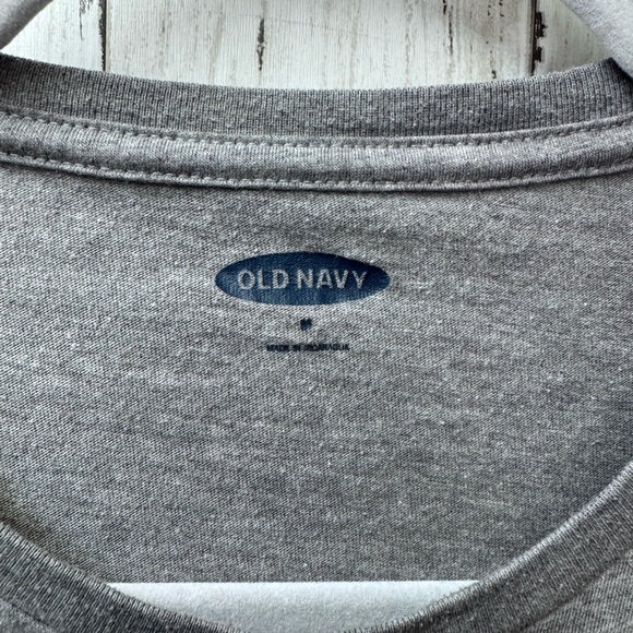 Old Navy Super Mario Bros Gray T-Shirt Size Medium - Picture 3 of 6